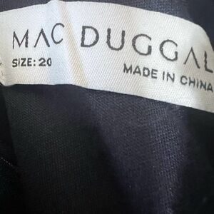 Beautiful Mac Duggal Evening Gown